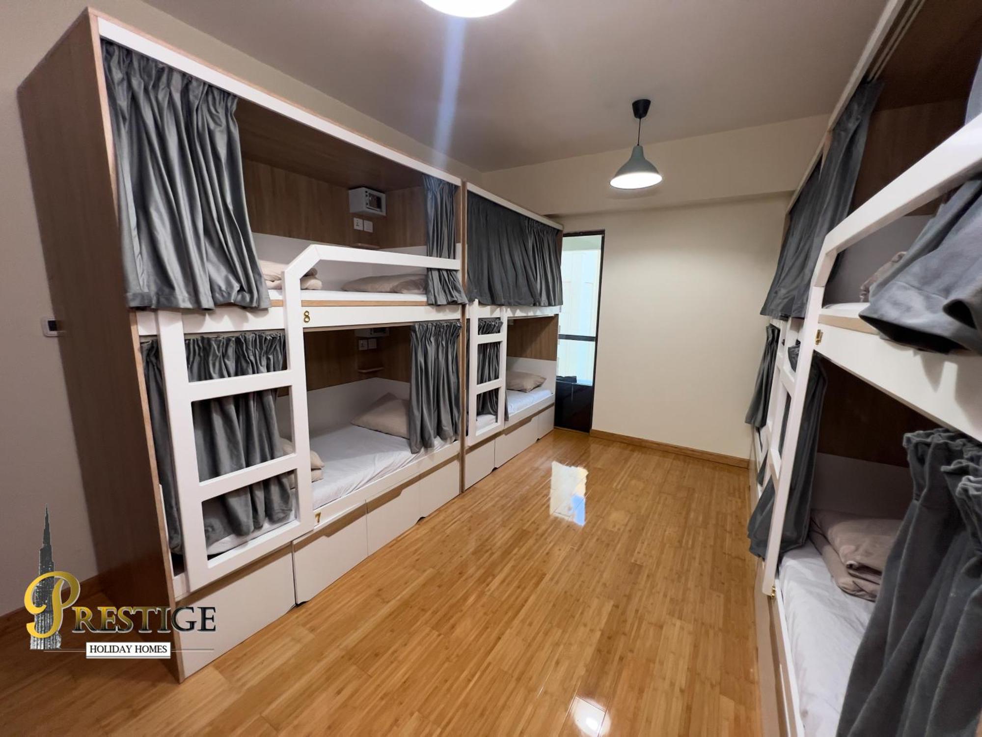 Prestige Hostel Дубай Екстериор снимка